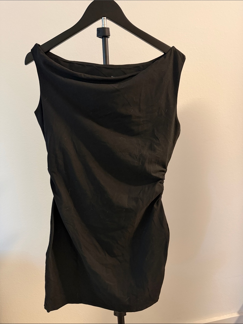Black Sleeveless Boatneck Women's Dress